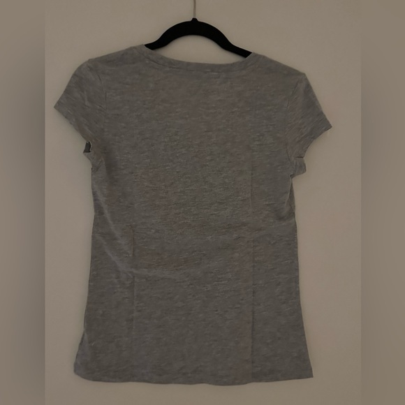 Clueless #Whatever Gray Tshirt, Short Sleeves, good condition and quality! - Picture 2 of 3